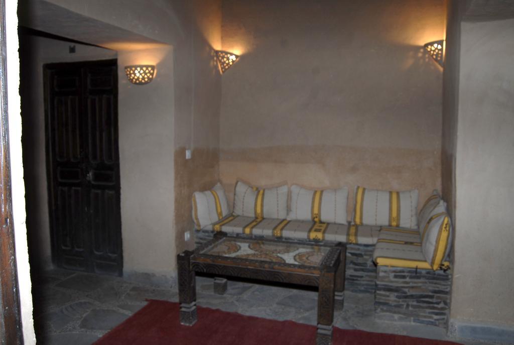 ホテル Kasbah Imdoukal Nkob エクステリア 写真