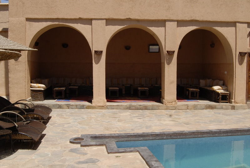ホテル Kasbah Imdoukal Nkob エクステリア 写真