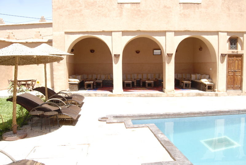ホテル Kasbah Imdoukal Nkob エクステリア 写真