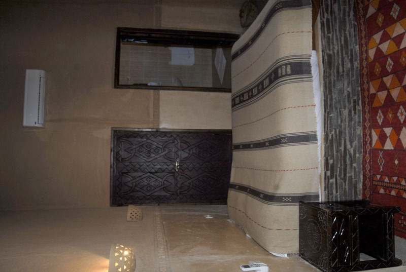 ホテル Kasbah Imdoukal Nkob エクステリア 写真