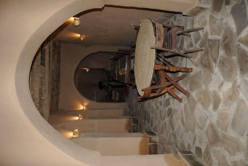 ホテル Kasbah Imdoukal Nkob エクステリア 写真